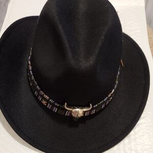 Classic Women's Western Cowgirl Hat With Wide Belt